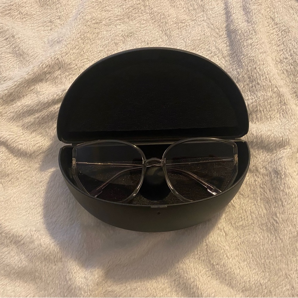 Dior Transparent Sunglasses with Black Case - Picture 5 of 5